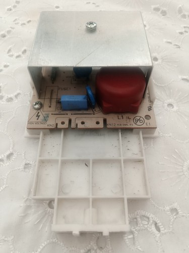 Steuerung Platine Blomberg WAF8422 E125498 1A HS1 BRDG1