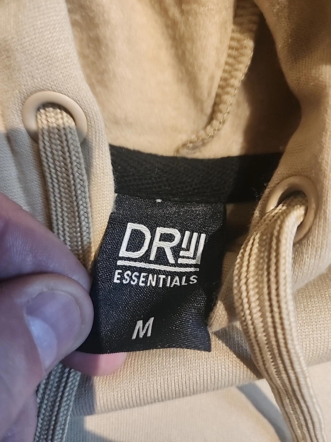 Felpa con cappuccio esclusiva Fear of God Essentials marrone chiaro morbido taglia Med These Run Big A68