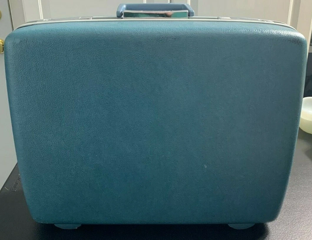 Super-Cool Vintage Samsonite Royal Traveller Blue ROUND HAT-BOX