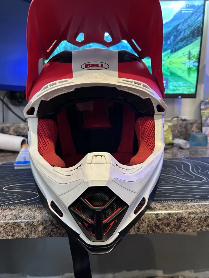 bell moto 9 Foto 4 de 4