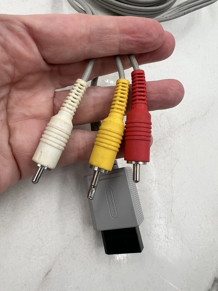 Nintendo Wii AV Composite Cable RVL-009 Genuine OEM Video Audio Cord Console TV - Image 2 of 4