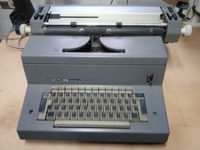 Macchina da Scrivere Elettrica  usata OLIVETTI modello TEKNE 3 vintage