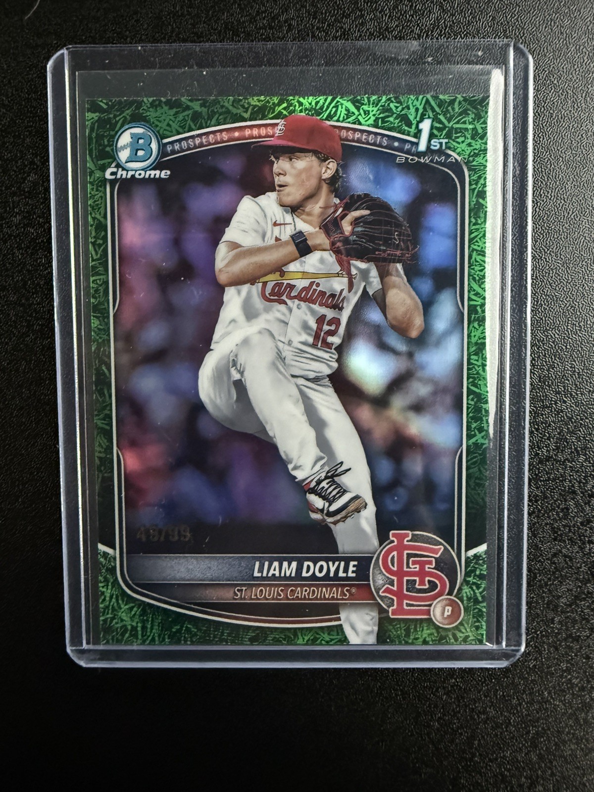 2025 Bowman Draft Liam Doyle Chrome 1st Bowman Green Grass Refractor /99