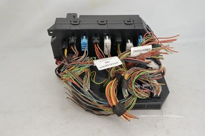   11-14 Mercedes W221 S550 S63 AMG CL550 Front Under Hood Fuse Box Module OEM
