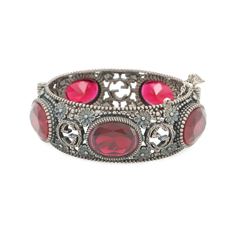 Gucci Bracelet Interlocking Flower Bangle 17 Ston… - image 1