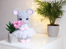 Handmade Crochet Plush Mouse in Dress   Soft Stuffed Animal Toy, Cute Gift