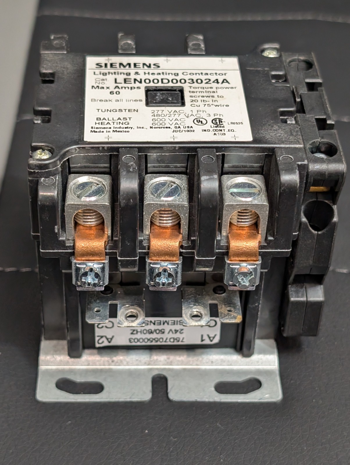 Siemens LEN00D003024A 3 Pole60AMP24VCoil Lighting & Heating Contactor+AUXILARY