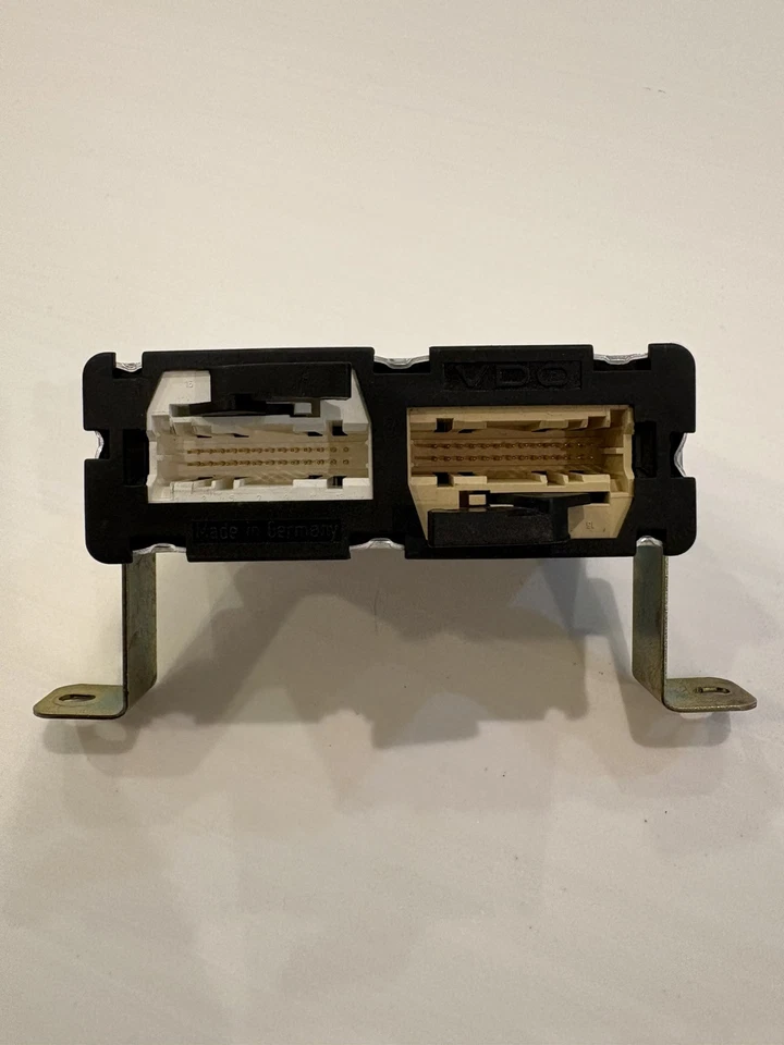 1995-1998 Porsche 911 993 Central Indicator Control Module 99364133000 OEM - Image 4 of 4