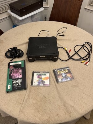 3DO FZ-1 Model Console Bundle With 3 Games