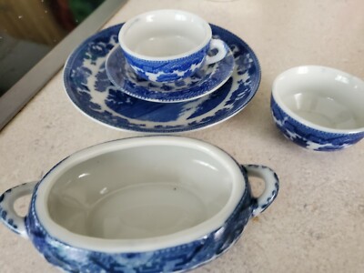 Puppen Geschirr China Japan Motiv