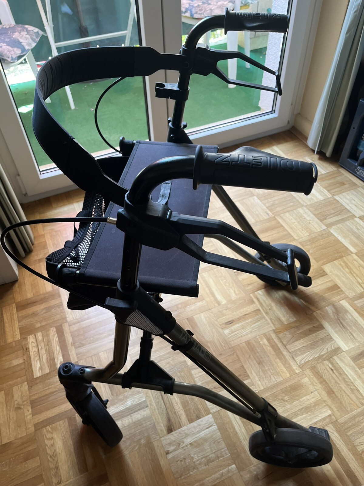 rollator dietz taima m - gt, Silber mit Tasche, rückengurt, Gewicht ca 8,5 kg,