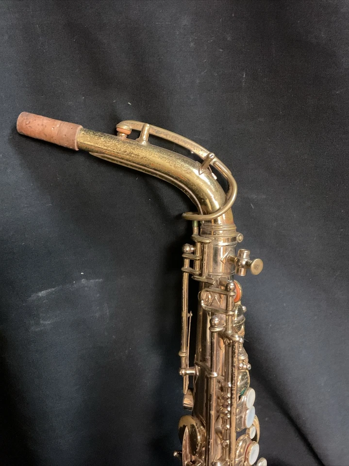 有缺陷损坏 Buescher Aristocrat Alto Sax G3D — 第 3/4 张图片
