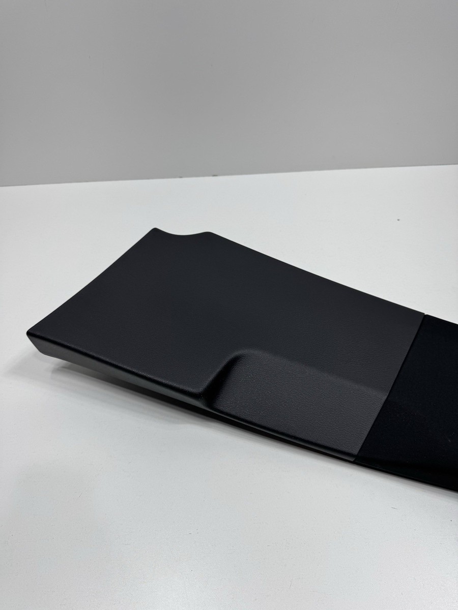 ✓ 11-18 Porsche Cayenne 958 Left Driver B Pillar Interior Trim