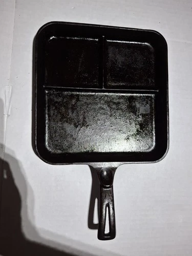 Wagner Ware Sidney O Bacon Egg Cast Iron Square Skillet Vintage Model #1101D