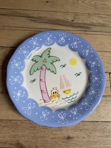 Vintage Nassau Bahamas Decorative Fish Plate 3D Ceramic 8.5in Pink And Blue Pair