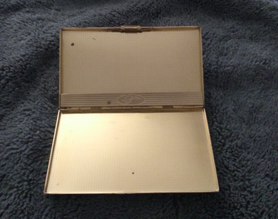 Vtg MCM EVANS MID CENTURY BRASS EMBOSSED CIGARETTE CASE Unique Design