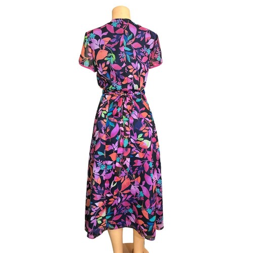 En Style Designs Floral dress size M - Picture 3 of 4