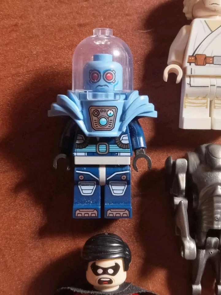 Lego Star Wars minifigure lot Vintage Death Star Batcave DC Superheroes Jedi Og - Image 3 of 4