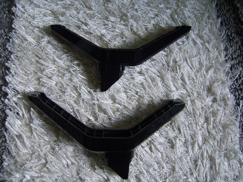 Grundig 32GFB6062 Fernseher TV Fuss Standfuß Fuß Ständer