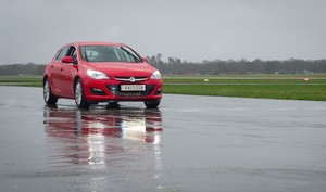 BBC-TOP-GEAR-S-REASONABLY-PRICED-CAR
