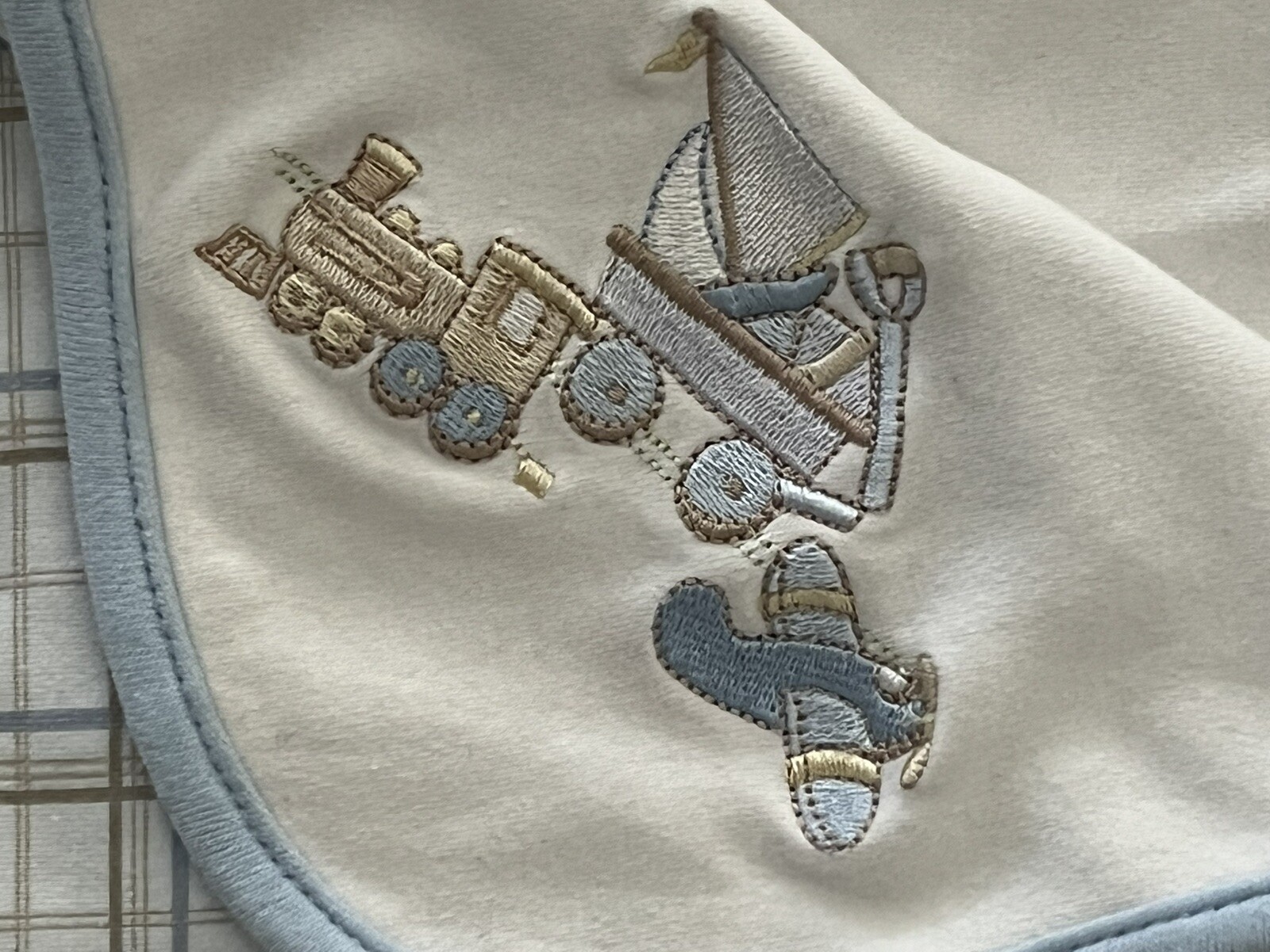Picture 2 of 5