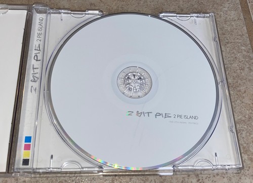 2 Bit Pie - 2 Pie Island CD Rare OOP 2006 One Little Indian - Imagen 4 de 6