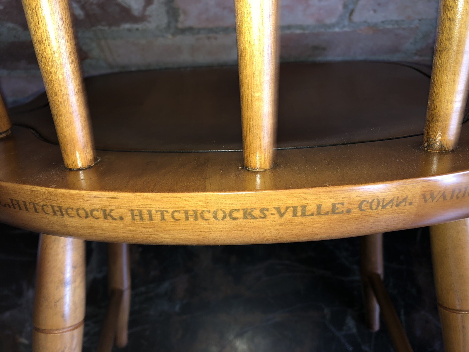 L.Hitchcock2 MAPLE SIGNED 1960s STENCILED ARROW BACK SIDE CHAIR