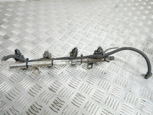 Mercedes-Benz A W169 Kraftstoffverteiler Einspritzleiste Verteilerrohr UST56264