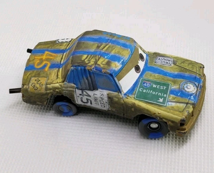 Disney Pixar Cars T-Bone Thunder Hollow 1:55 Demolición # 45 Mattel ~ Coches~ Foto 3 de 4