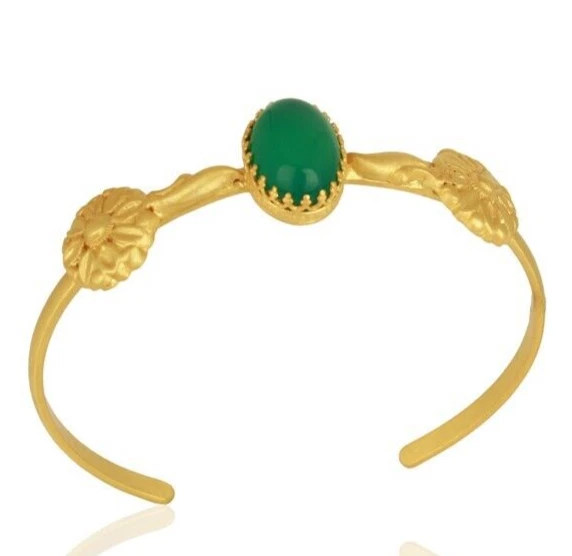 Single stone hotsell bangles