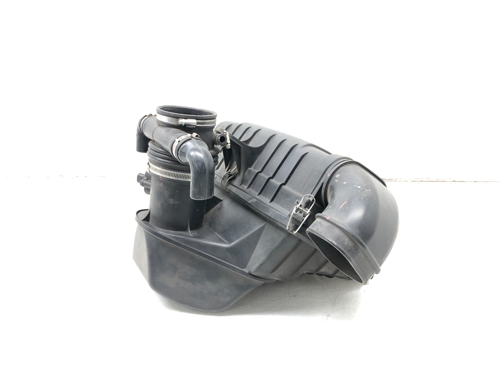 2009-2018 MASERATI GRANTURISMO S M145 4.7L AIR CLEANER INTAKE FILTER HOUSING OEM