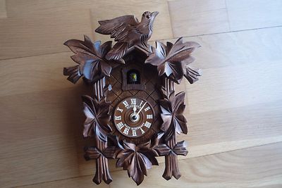 NEW GERMAN WOODEN WATCH.SCHNEIDER.