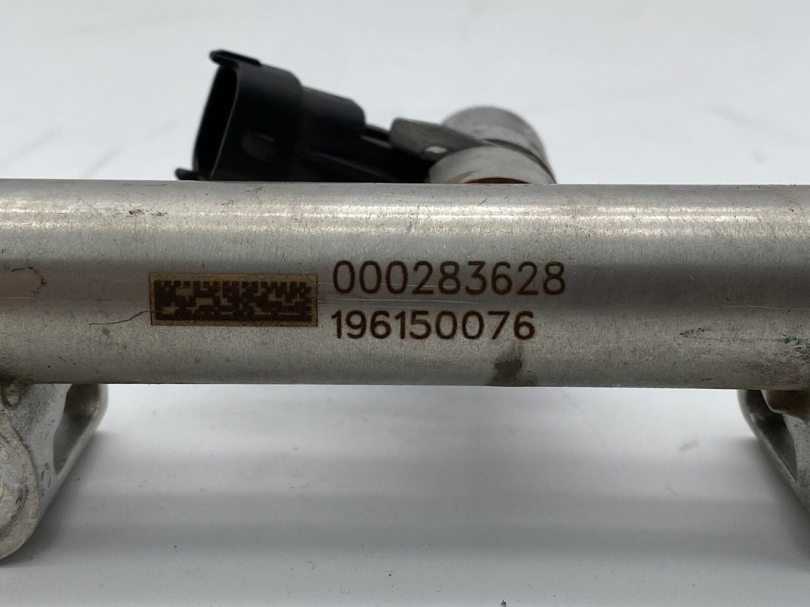 2014-2019 Maserati Ghibli 3.0L Engine Fuel Injector Rail Injectors LH 000283628