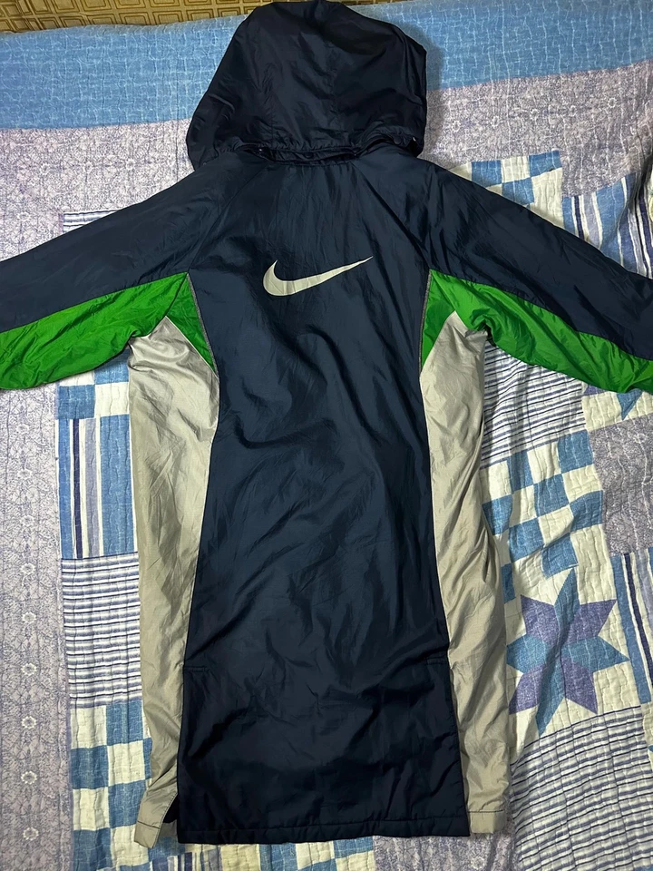 NIKE Vintage Y2K Nike Hooded Long Jacket Bench Coat - Image 3 of 4