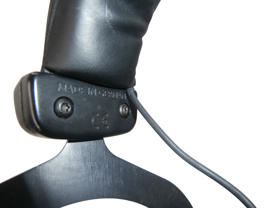 beyerdynamic DT770 PRO 32 OHM Headphones Made in Germany - Free shipping - Image 3 of 4