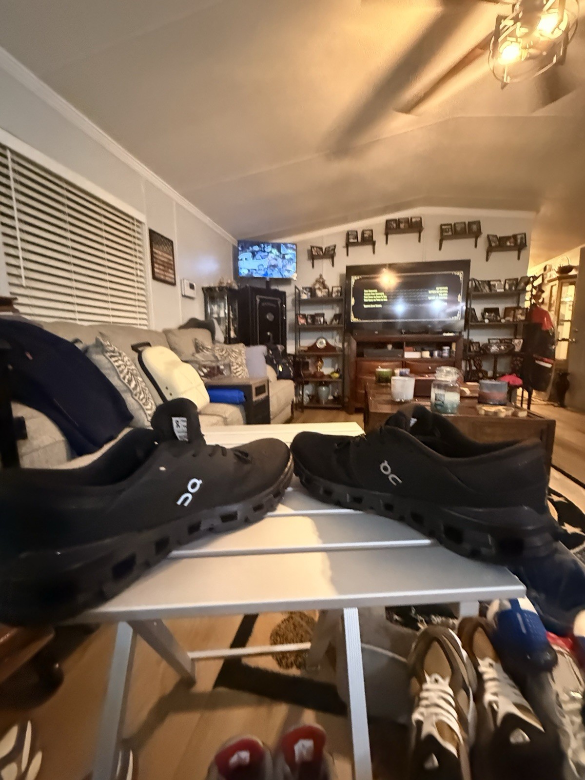 Size 11 - ON Cloud X 4 Black Eclipse - image 9