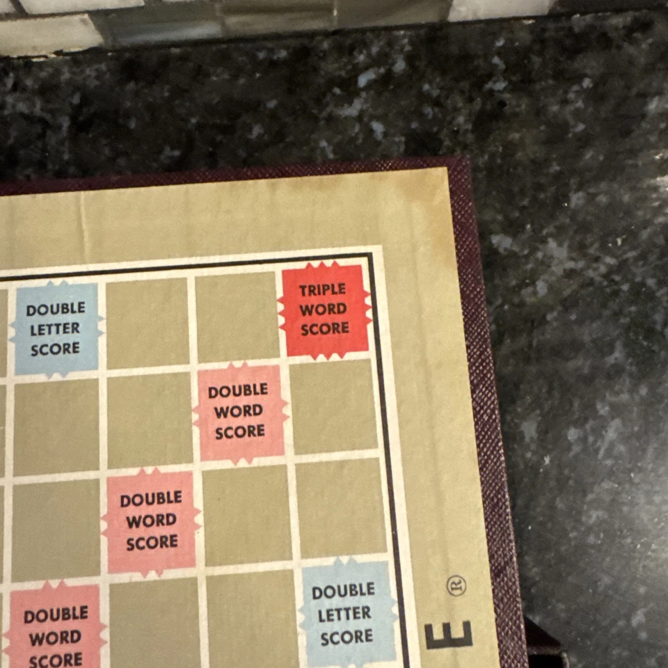 Vintage SCRABBLE Board Game SELCHOW & RIGHTER 1953 Complete.  - Image 4 of 4