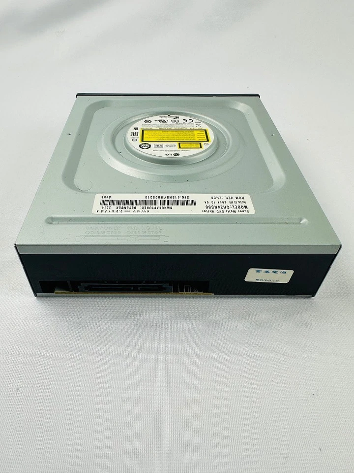 Grabadora de DVD súper múltiple LG GH24NSB0 Foto 4 de 4