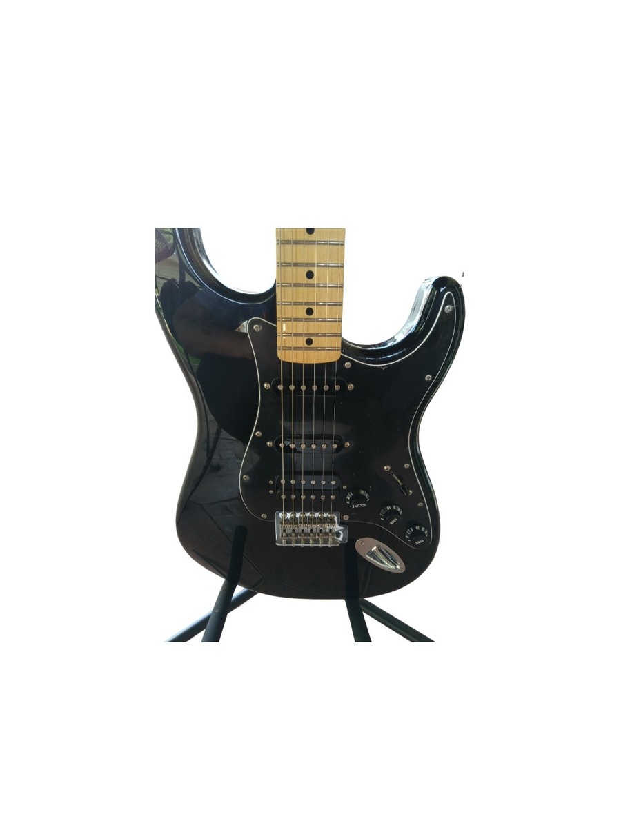 Fender Special Edition Standard Stratocaster Electric Guitar