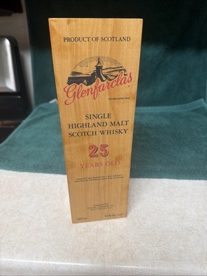 Glenfarclas Single Highland Malt Scotch Malt Whisky 25 Years Wooden Box Empty