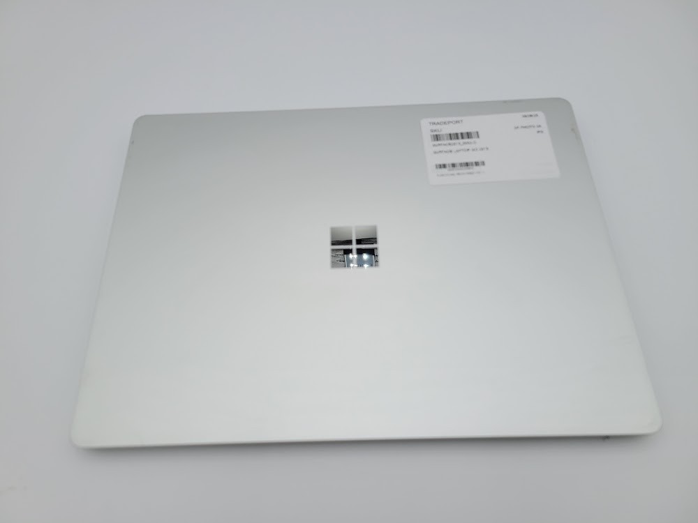 Microsoft Surface Laptop (Model 2013) 256GB + 8GB RAM, Intel Core