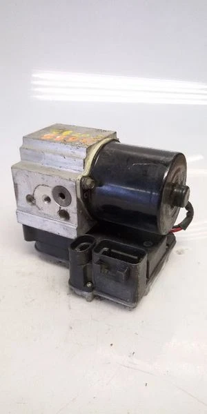 Anti-Lock Brake Part Modulator Assembly Fits 1999 Honda PASSPORT - Image 4 of 4