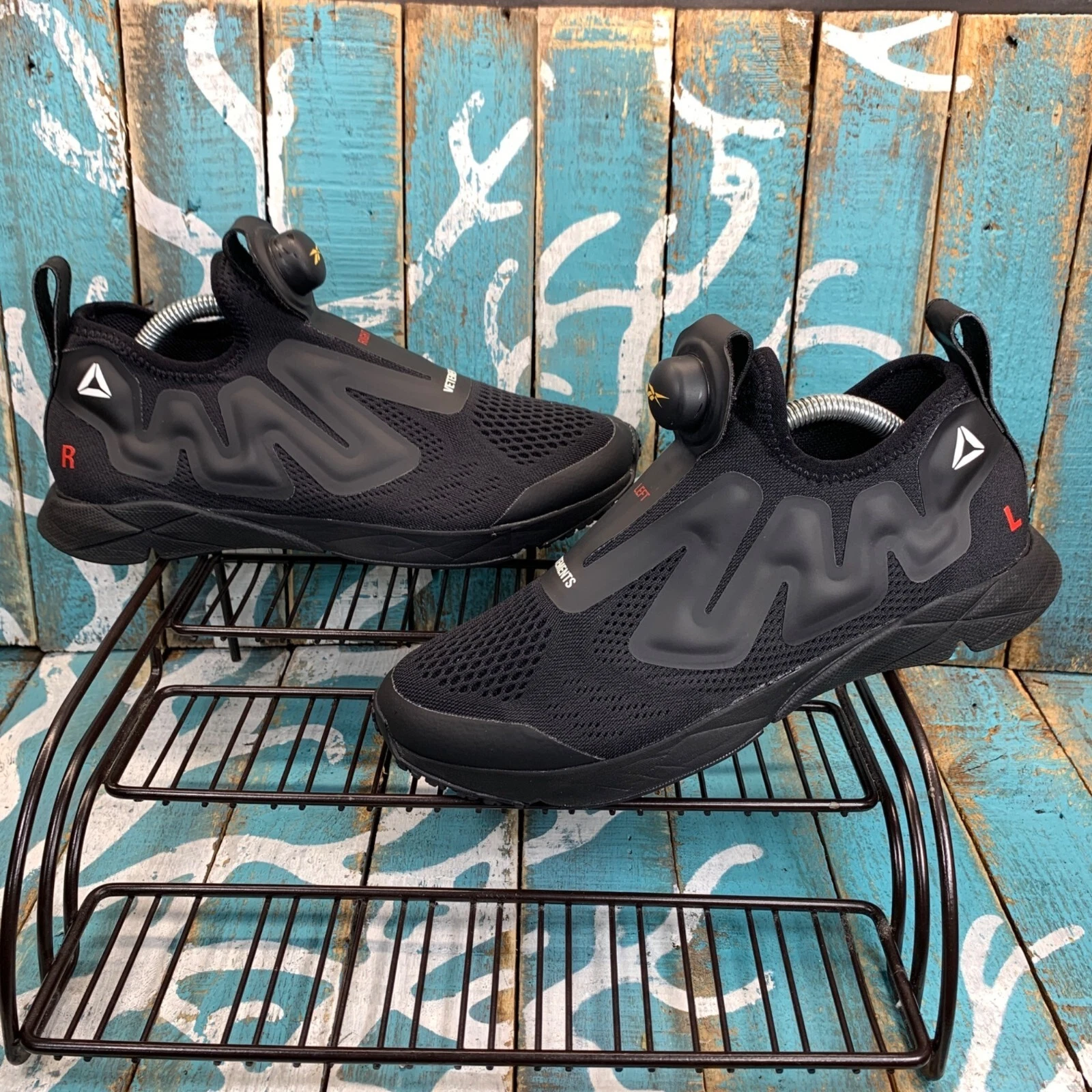 Baskets Vetements x Reebok noires escarpins Supreme US M6/W7.5 limitées rares