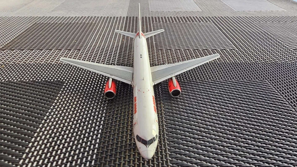 NG Boeing757 Air2000 - Immagine 2 di 4