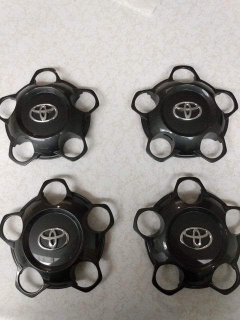 Toyota Tundra TRD 2014 - 2017 Black OEM 18 Inch Wheel Center Cap 75157