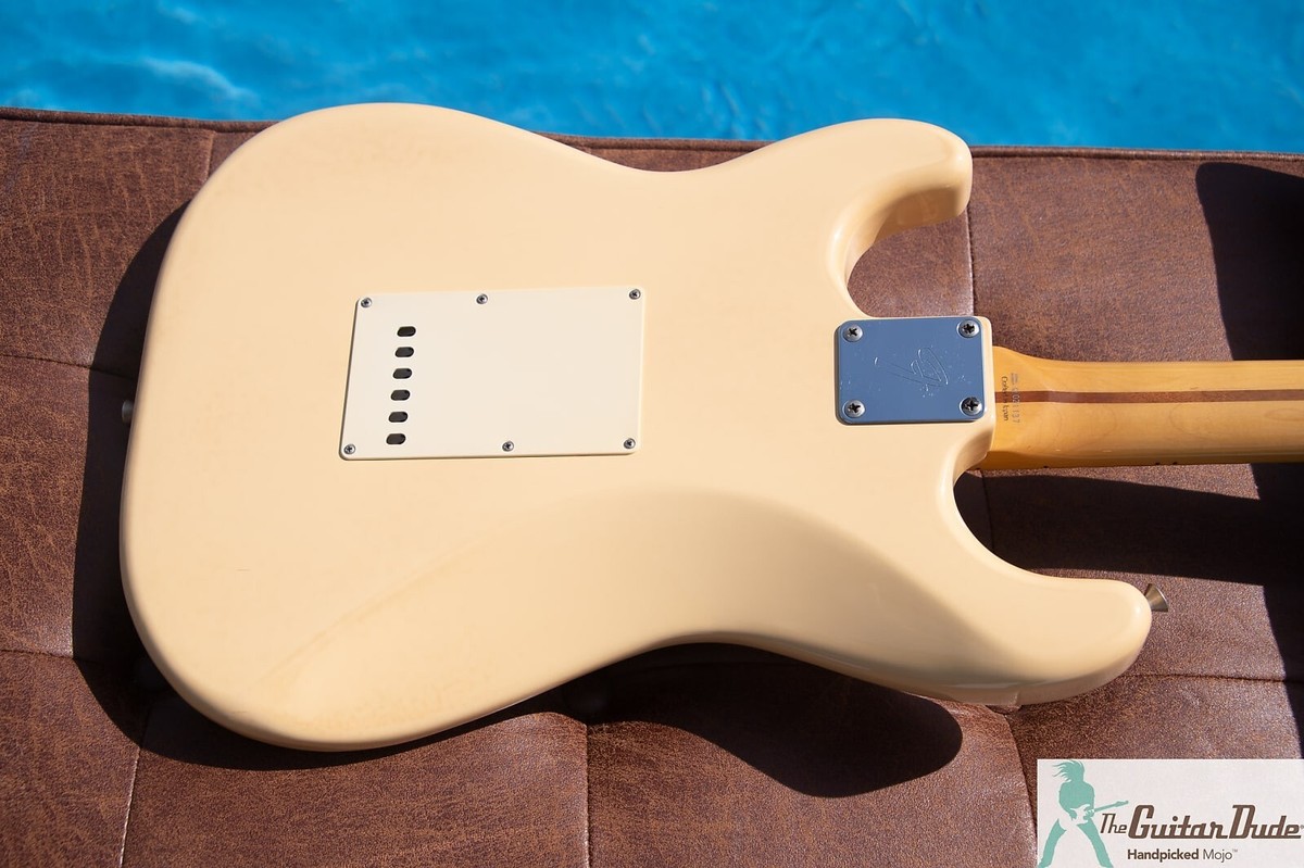 Fender ST71-140 YM Yngwie Malmsteen Signature Series Fender ST71-140 YM Yngwie Malmsteen Signature Series
