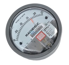 Dwyer Magnehelic Pressure Gauge 0-2.5", Max Pressure 15 PSIG W10W MG