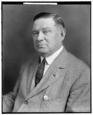 Photo:Hon Charles J Thompson Portrait in Suit