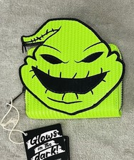 NUEVO Loungefly Pesadilla Antes de Navidad Oogie Boogie Cartera Brillante Cremallera Alrededor