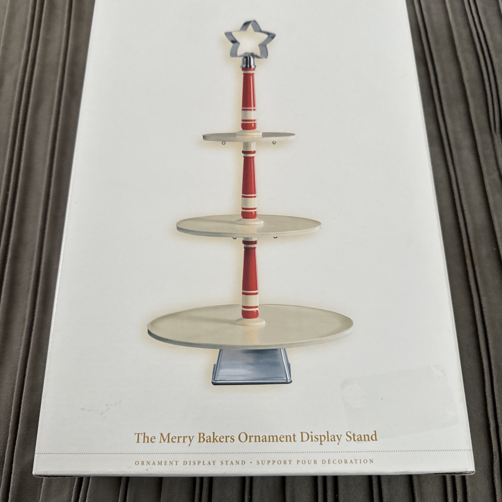 Hallmark keepsake 2006 The Merry Bakers Christmas Ornament Display Tree Stand eBay